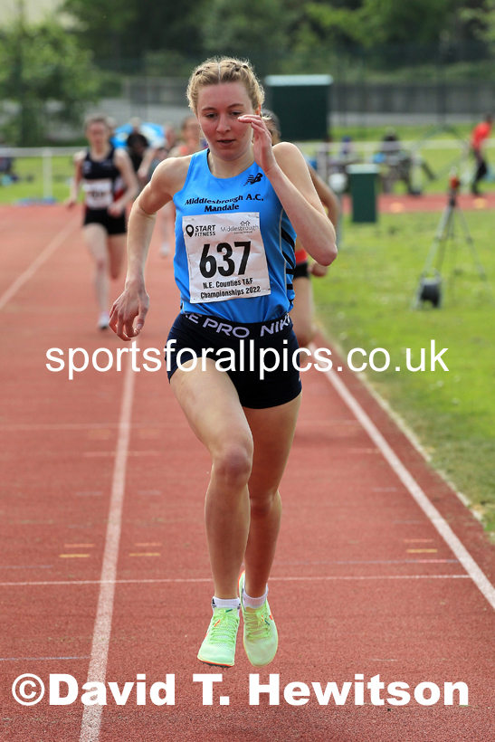 Women and Girls 800 metres, 2022 North Eastern Track and Field Champs., Middlesbrough. David T. Hewitson/Sports for All Pics
